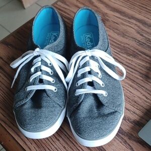 Keds lace up sneakers, women’s size 7, dark gray